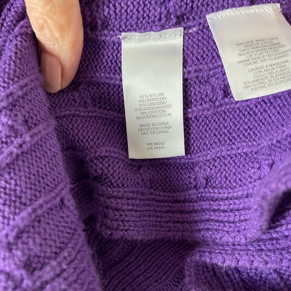 Jones of New York Sweater - Picture 4 of 8